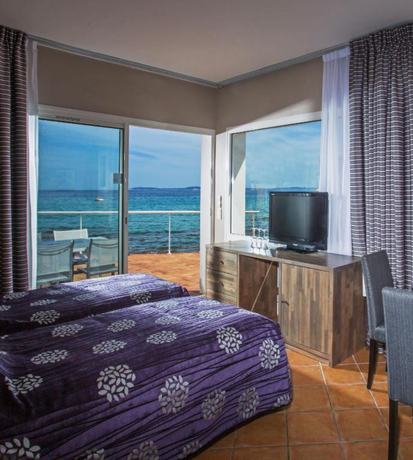 Imagen de la habitación del Hotel Roc. Foto 18