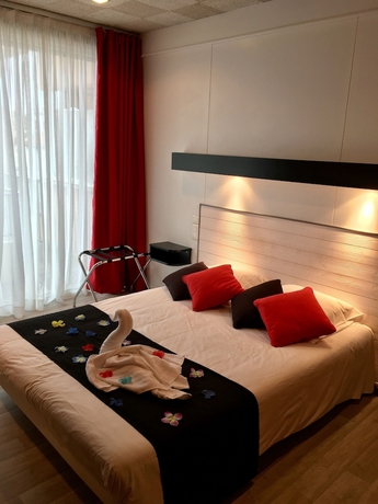 Imagen de la habitación del Hotel Roc. Foto 9