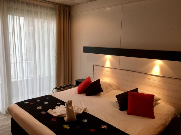 Imagen de la habitación del Hotel Roc. Foto 12