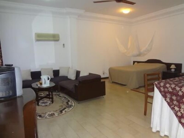 Imagen de la habitación del Hotel Roc Heights Lodge. Foto 2