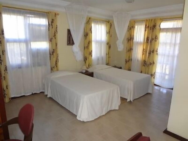 Imagen de la habitación del Hotel Roc Heights Lodge. Foto 3