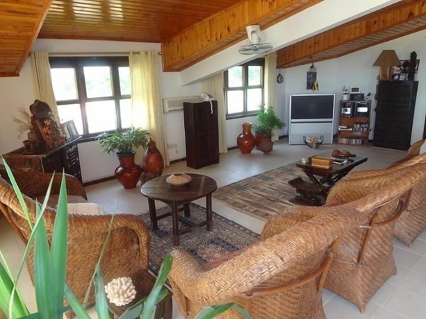Imagen de la habitación del Hotel Roc Heights Lodge. Foto 8
