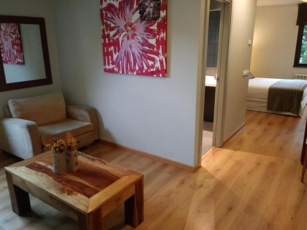 Imagen de la habitación del Hotel Roca Blanca. Foto 18