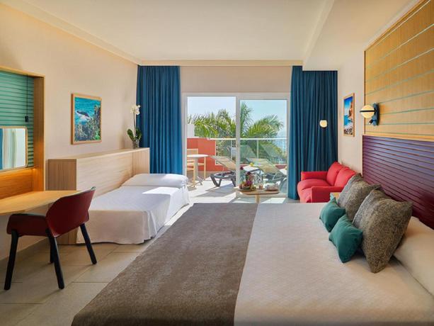 Imagen de la habitación del Hotel Roca Nivaria Gran Hotel. Foto 4