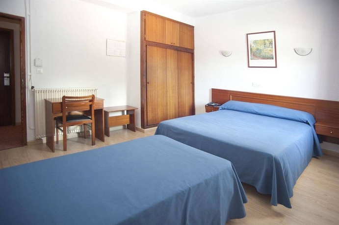 Imagen de la habitación del Hotel Roca, Vinar&ograve;s. Foto 5