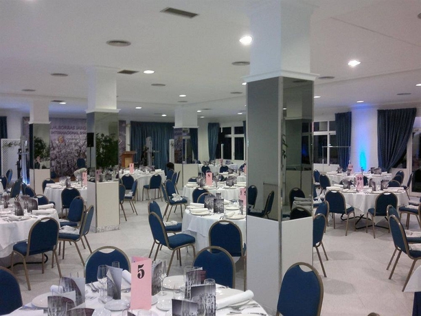 Imagen del bar/restaurante del Hotel Roca, Vinar&ograve;s. Foto 2