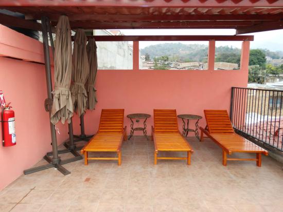 Imagen de los interiores del Hotel Roca de la Cumbre. Foto 4