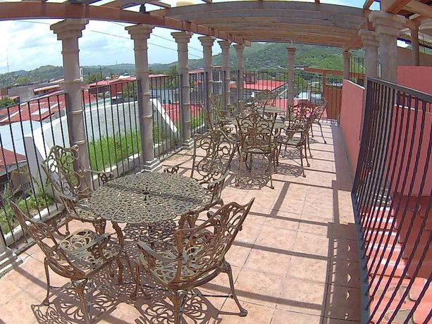 Imagen de los interiores del Hotel Roca de la Cumbre. Foto 5