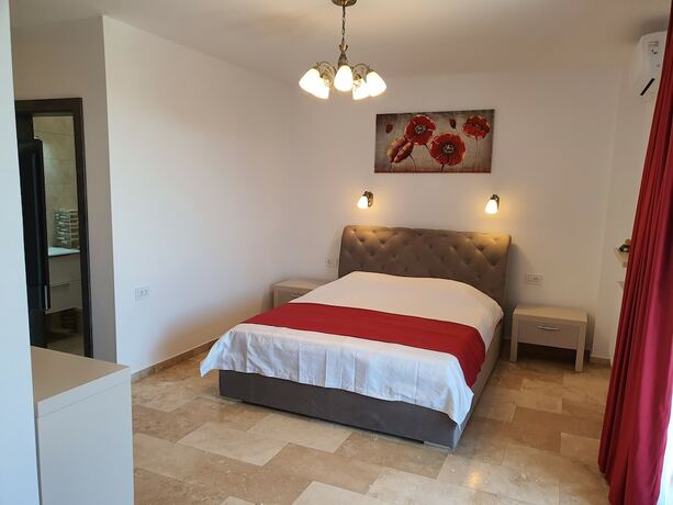 Imagen de la habitación del Hotel Roca del Mar. Foto 15