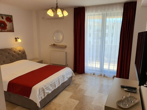 Imagen general del Hotel Roca del Mar. Foto 3
