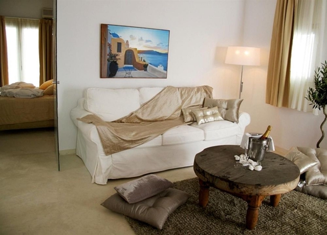 Imagen de los interiores del Hotel Rocabella Santorini and Spa. Foto 12