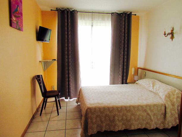 Imagen de la habitación del Hotel Rocade. Foto 12