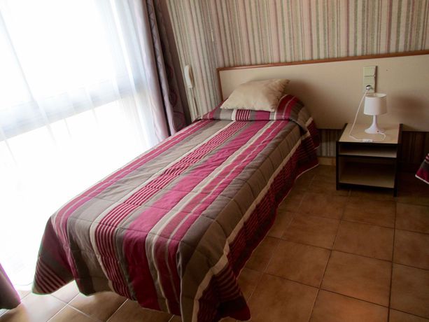 Imagen de la habitación del Hotel Rocade. Foto 13