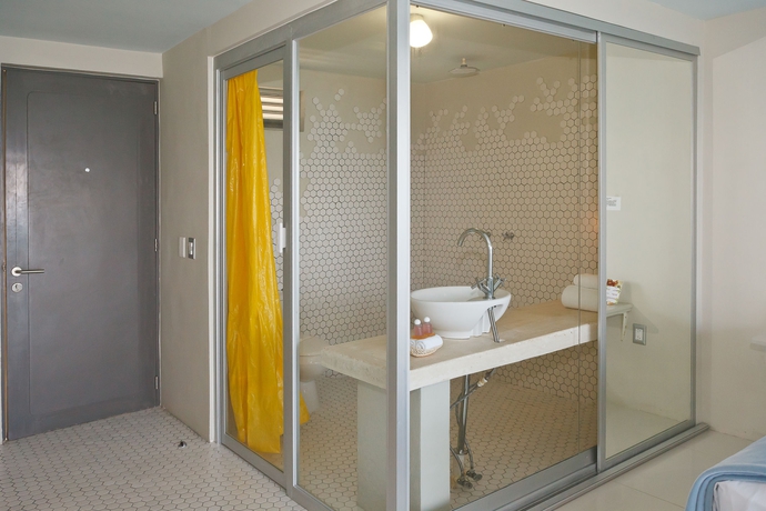 Imagen de la habitación del Hotel Rocamar Panoramico Isla Mujeres. Foto 9