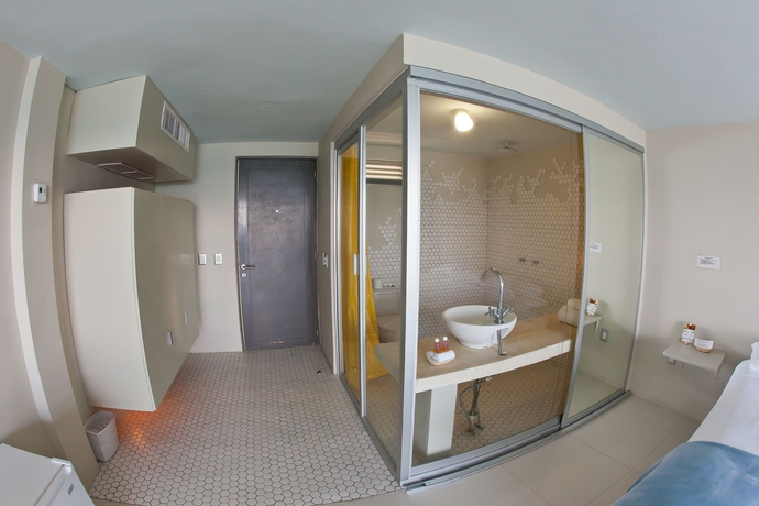 Imagen de la habitación del Hotel Rocamar Panoramico Isla Mujeres. Foto 11