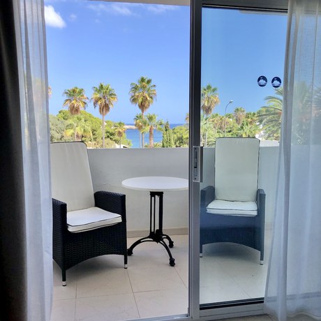 Imagen de la habitación del Hotel Rocamarina - Adults Only. Foto 6