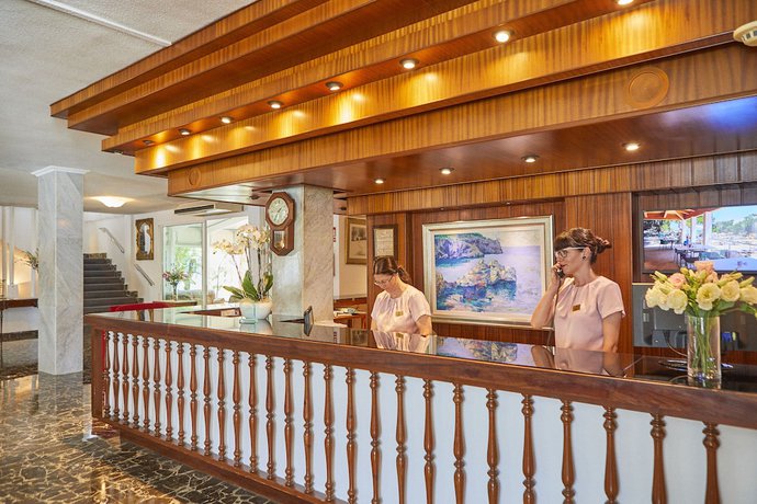 Imagen de los interiores del Hotel Rocamarina - Adults Only. Foto 20