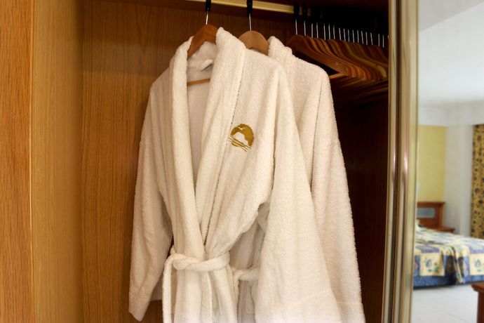 Imagen de la habitación del Hotel Rocamarina - Adults Only. Foto 15