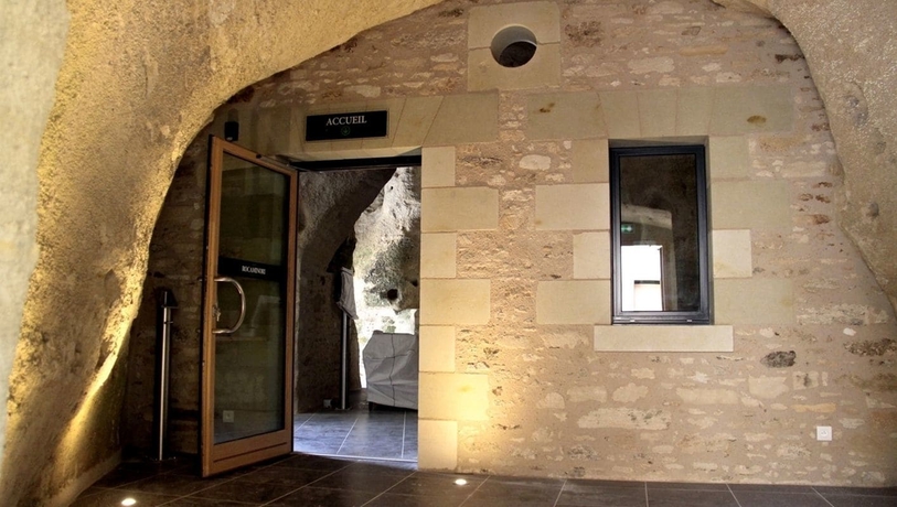 Imagen de los interiores del Hotel Rocaminori. Foto 17