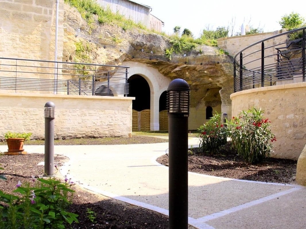Imagen de los exteriores del Hotel Rocaminori. Foto 8