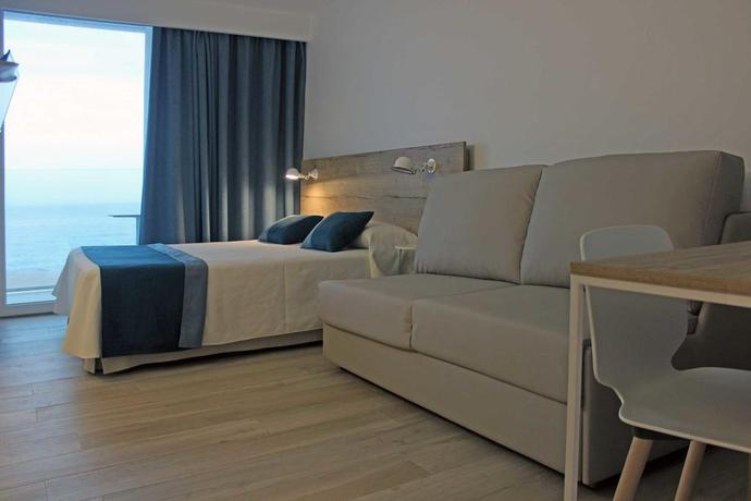 Imagen de la habitación del Hotel Rocatel. Foto 5