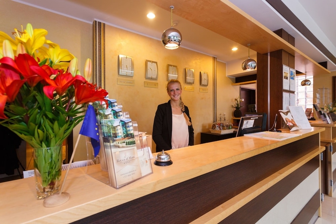 Imagen de los interiores del Hotel Rocca Al Mare. Foto 18