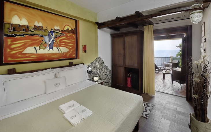 Imagen de la habitación del Hotel Rocca Della Sena. Foto 10