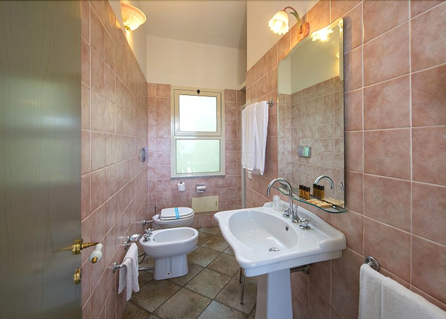 Imagen de la habitación del Hotel Rocca Dorada. Foto 12