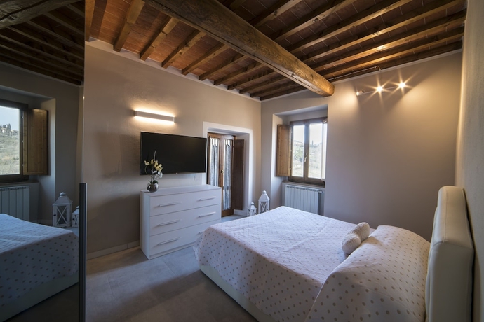 Imagen de la habitación del Hotel Rocca Palazzaccio. Foto 5