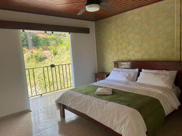 Imagen de la habitación del Hotel Rocca Vento. Foto 10