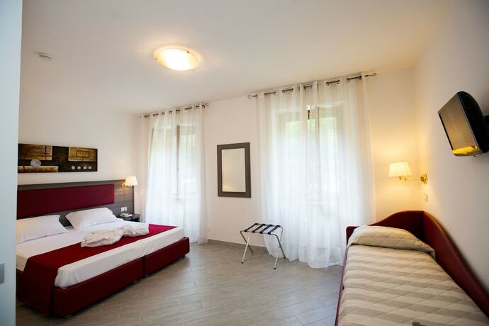 Imagen general del Hotel Roccaporena. Foto 4