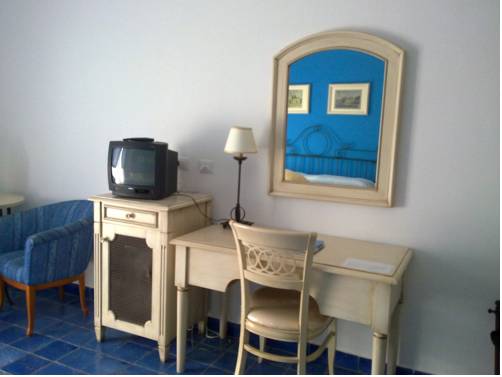 Imagen de la habitación del Hotel Rocce Azzurre. Foto 8