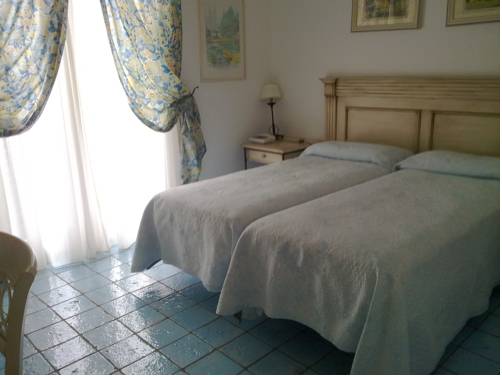 Imagen de la habitación del Hotel Rocce Azzurre. Foto 10