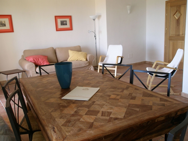 Imagen de la habitación del Hotel Rocce Sarde. Foto 4