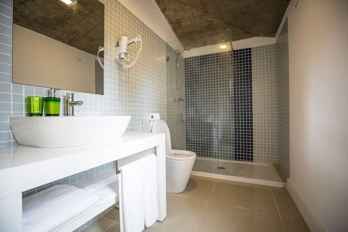 Imagen de la habitación del Hotel Roça Santo António Ecolodge. Foto 15