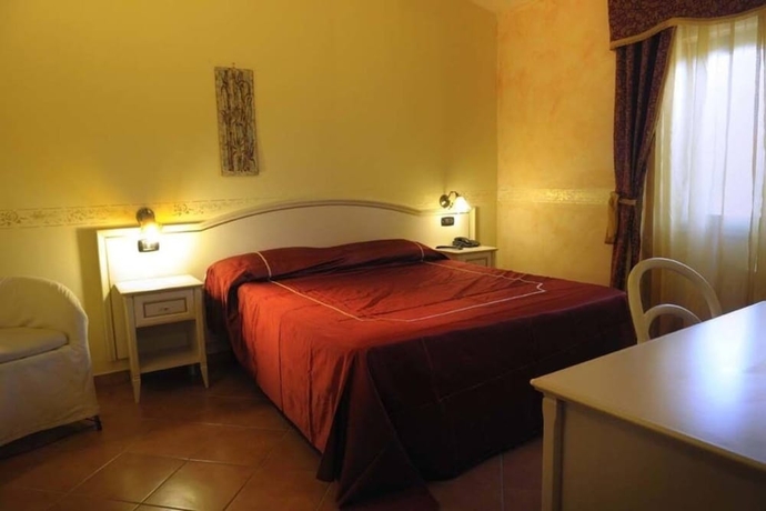 Imagen de la habitación del Hotel Rocchi. Foto 2