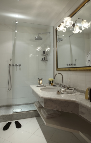 Imagen de la habitación del Hotel Rocco Forte The Carlton. Foto 4