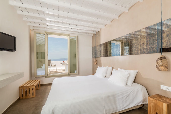 Imagen de la habitación del Hotel Rochari. Foto 7
