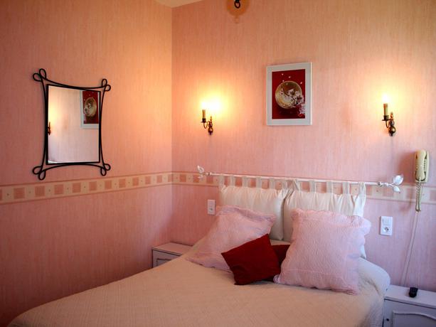 Imagen general del Hotel Roche De Vic. Foto 7