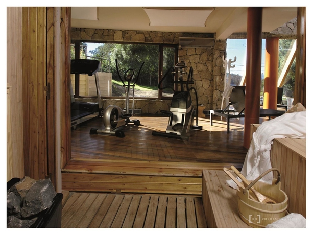 Imagen de los interiores del Hotel Rochester Bariloche. Foto 10