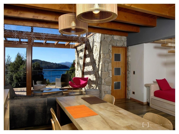 Imagen de la habitación del Hotel Rochester Bariloche. Foto 3