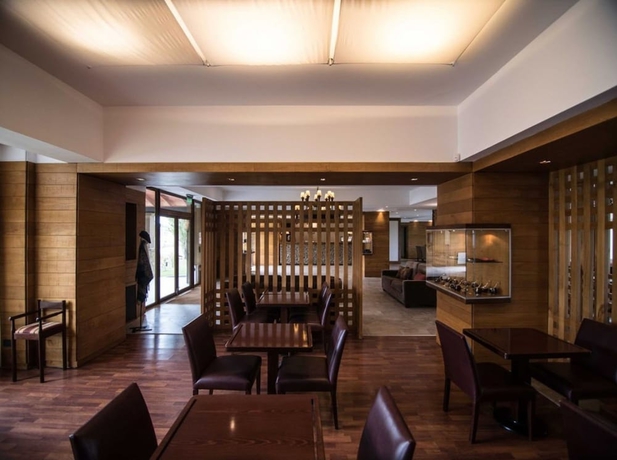 Imagen de los interiores del Hotel Rochester Calafate. Foto 19