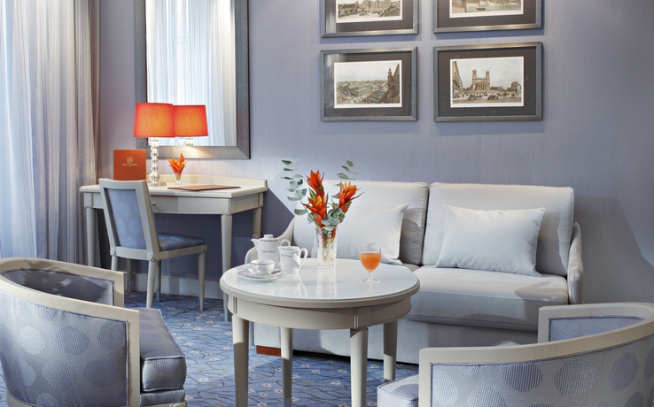 Imagen de la habitación del Hotel Rochester Champs Elysées. Foto 10