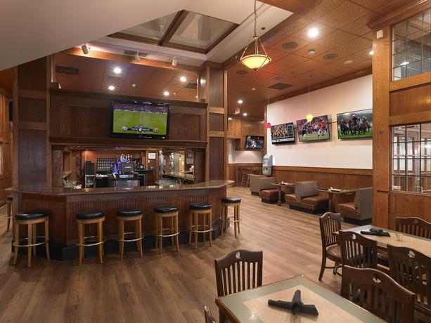 Imagen del bar/restaurante del Hotel Rochester Riverside. Foto 3
