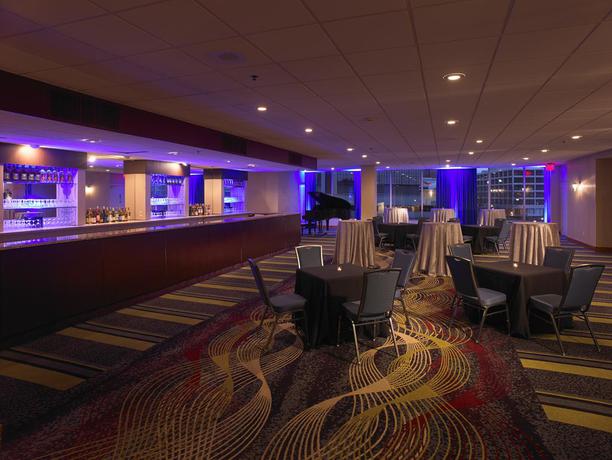 Imagen del bar/restaurante del Hotel Rochester Riverside. Foto 4