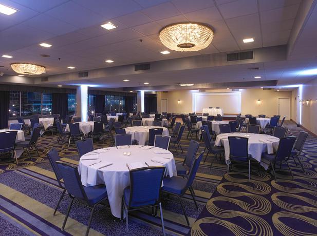 Imagen del bar/restaurante del Hotel Rochester Riverside. Foto 5