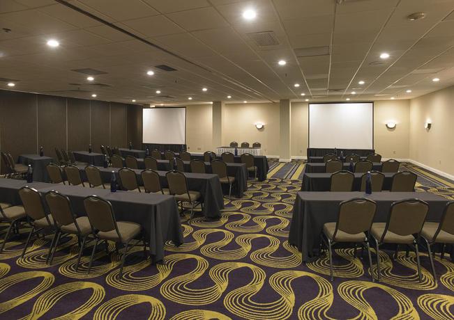 Imagen de los interiores del Hotel Rochester Riverside. Foto 15