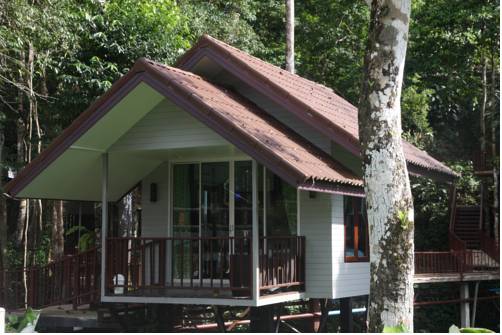 Imagen de la habitación del Hotel Rock And Tree House Resort. Foto 7