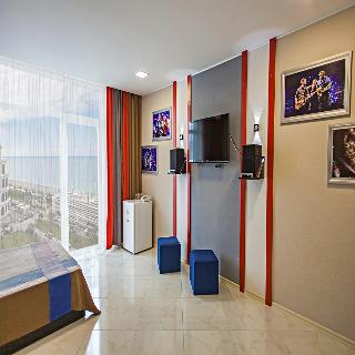 Imagen general del Hotel Rock First Line. Foto 2