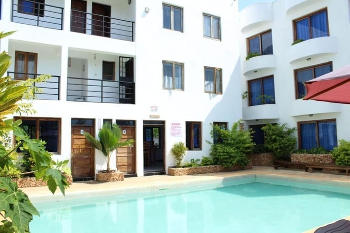 Imagen de la piscina del Hotel Rock Galana Holiday Apartments. Foto 18